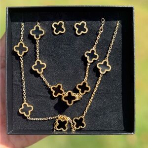 Elegant 18K Gold Plated Clover Jewelry Set